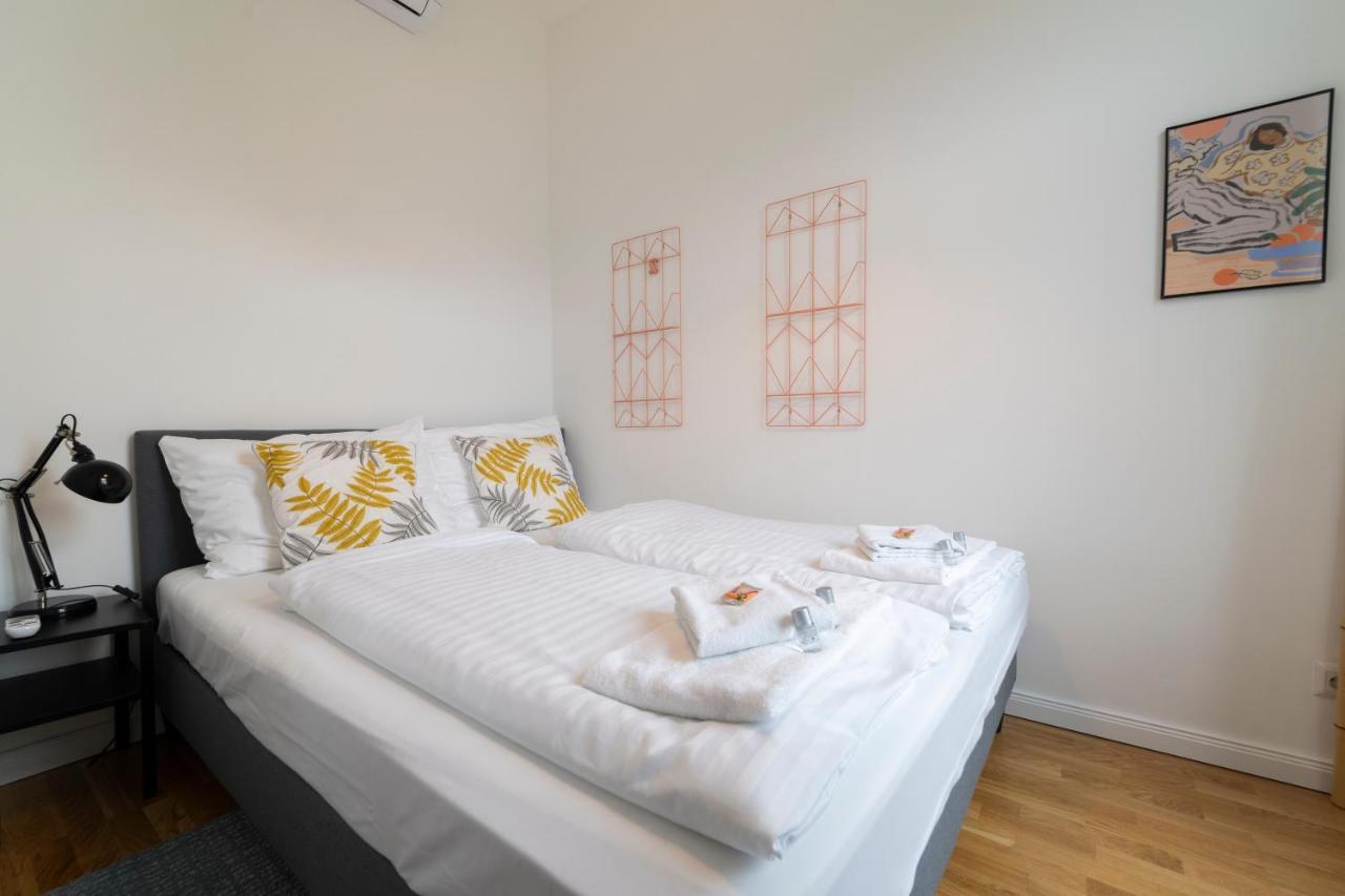 Josef'S Home I Comfort Apartment I Metro Access Wenen Buitenkant foto