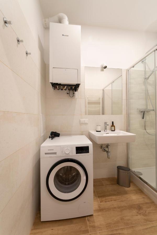 Josef'S Home I Comfort Apartment I Metro Access Wenen Buitenkant foto